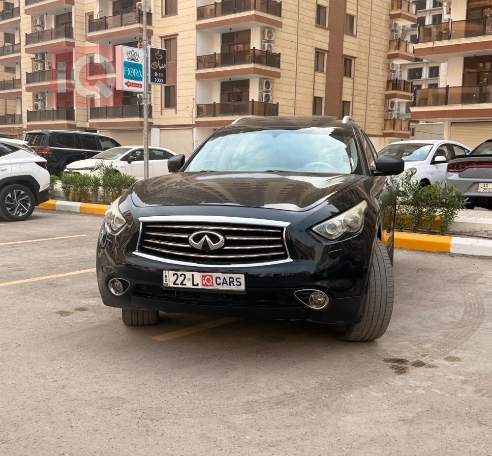 إنفينيتي QX70